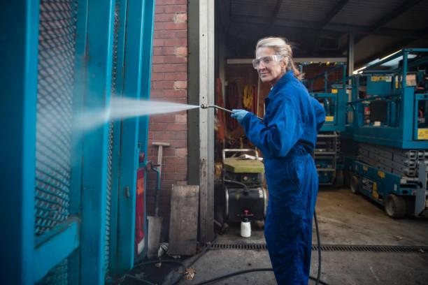 Best Rust Removal  in Lomita, CA